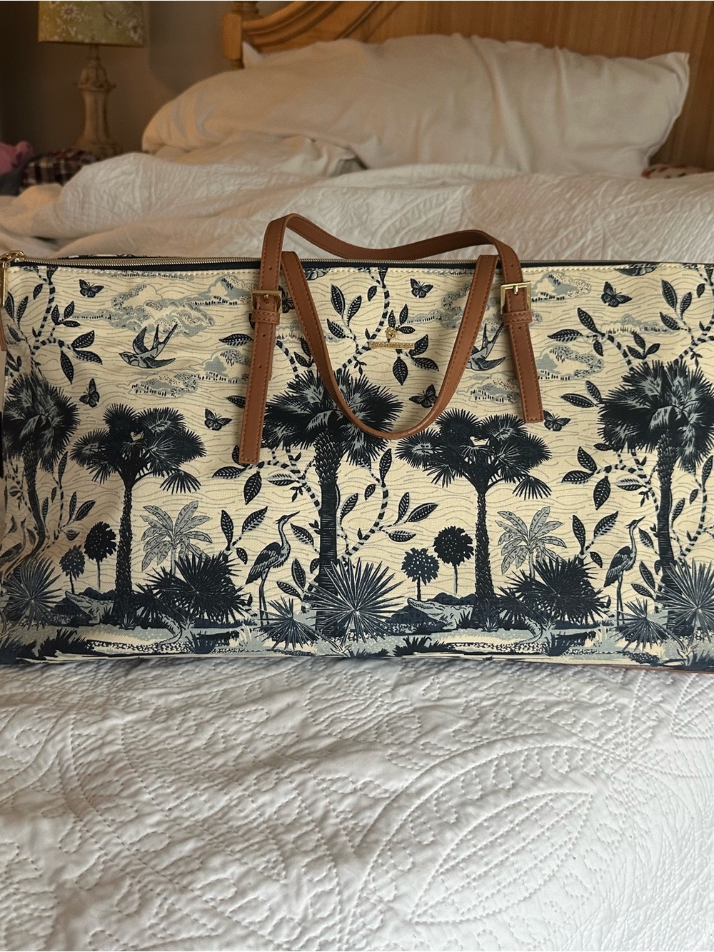 Large travel tote Spartina 449 Navy Tropical w/leather luggage sleeve & straps